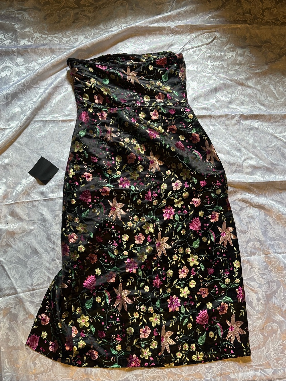 NWT Lulus Black Floral Jacquard Strapless Midi Dress | Slit | Size Small - Picture 7 of 10